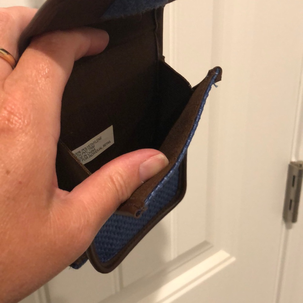 Mini Crossbody Purse - Picture 4 of 7